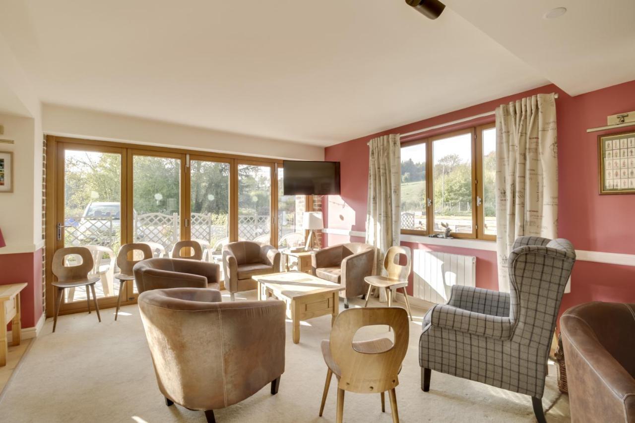Bed and Breakfast La Cascade Estree-Wamin Экстерьер фото